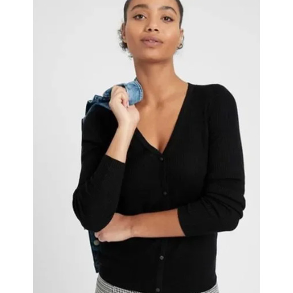 Banana Republic Sweaters - Banana Republic, black silk blend cardigan v neck and pockets size Small
